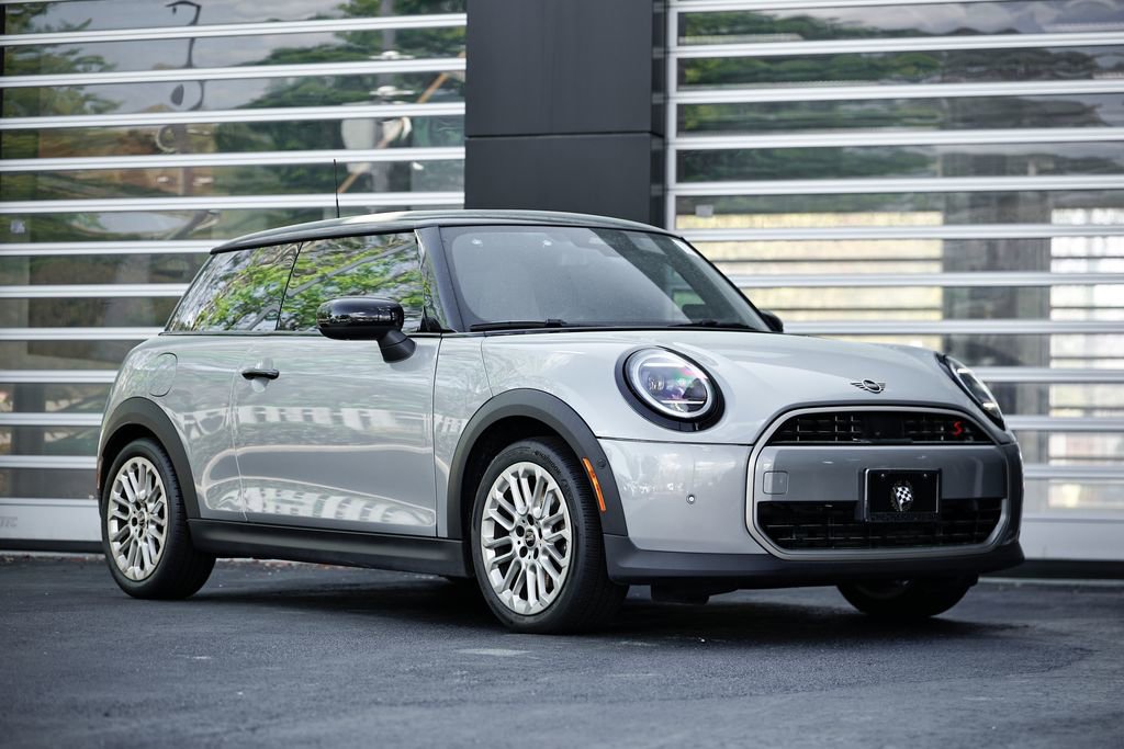Used 2025 MINI Cooper S FWD image 1