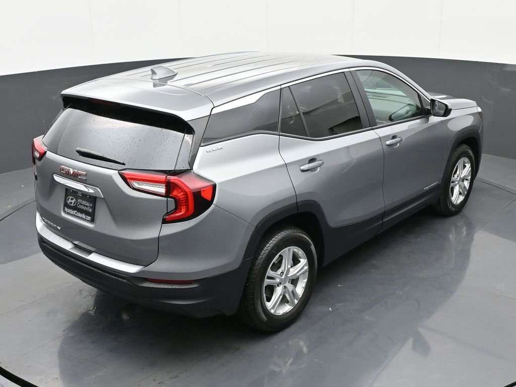 Used 2024 GMC Terrain SLE image 28