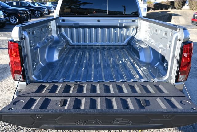 Used 2024 Chevrolet Colorado LT w/ LT Convenience Package II image 22