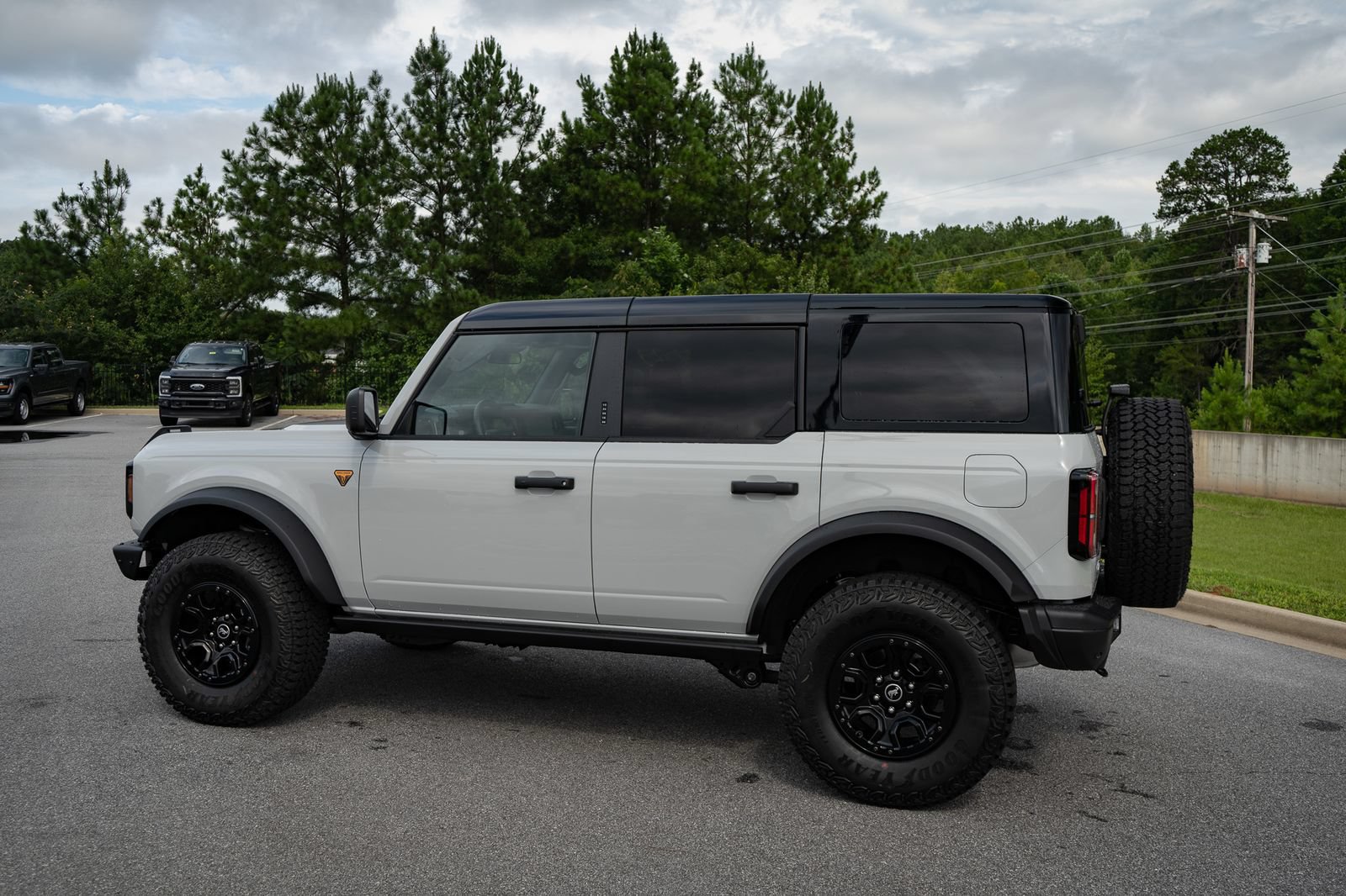 New 2026 Ford Bronco Badlands AWD/4WD image 21
