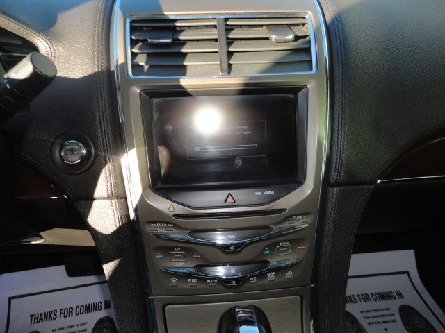 Used 2014 Lincoln MKX AWD w/ Equipment Group 102A image 6