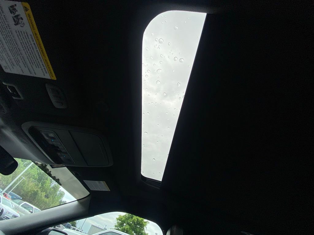 Certified 2025 Ford Explorer ST-Line image 20