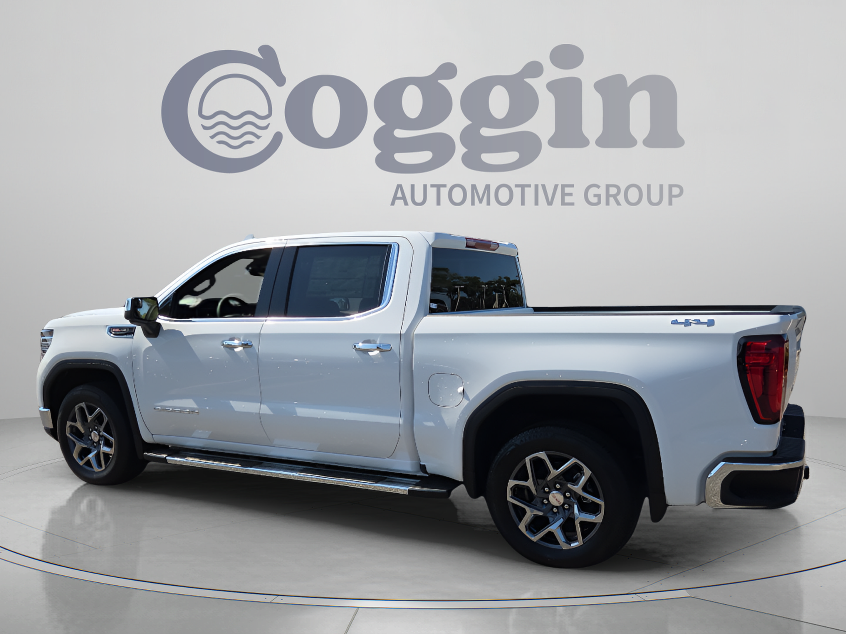 New 2026 GMC Sierra 1500 SLT w/ SLT Premium Package AWD/4WD image 3