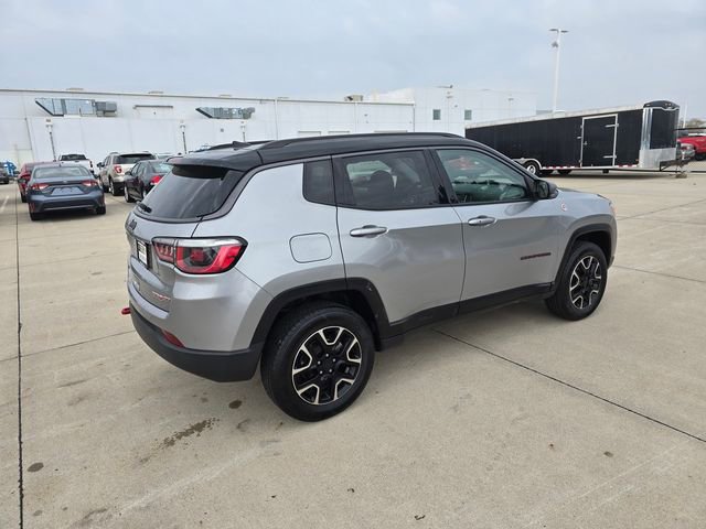 Used 2020 Jeep Compass Trailhawk AWD/4WD image 13