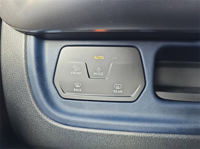 New 2025 Volkswagen ID. Buzz Pro S image 27