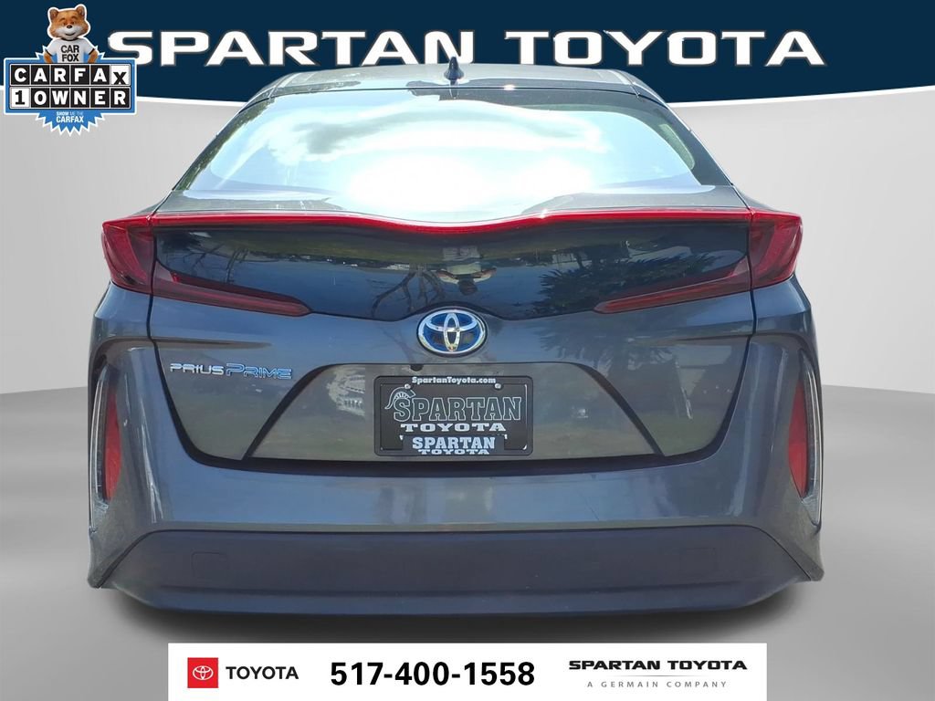 Used 2018 Toyota Prius Prime Plus w/ Carpet Mat Package FWD image 7