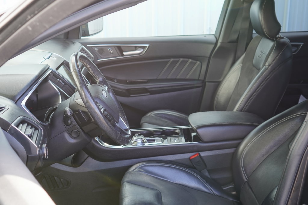 Used 2019 Ford Edge ST w/ Equipment Group 401A AWD/4WD image 13