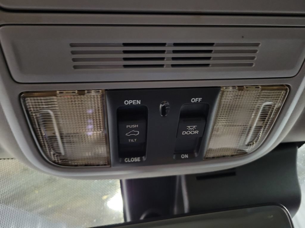 Used 2022 Honda Pilot Special Edition image 22