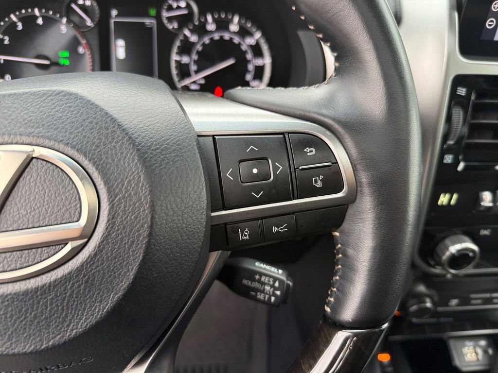 Used 2023 Lexus GX 460 Premium w/ Premium Package image 21