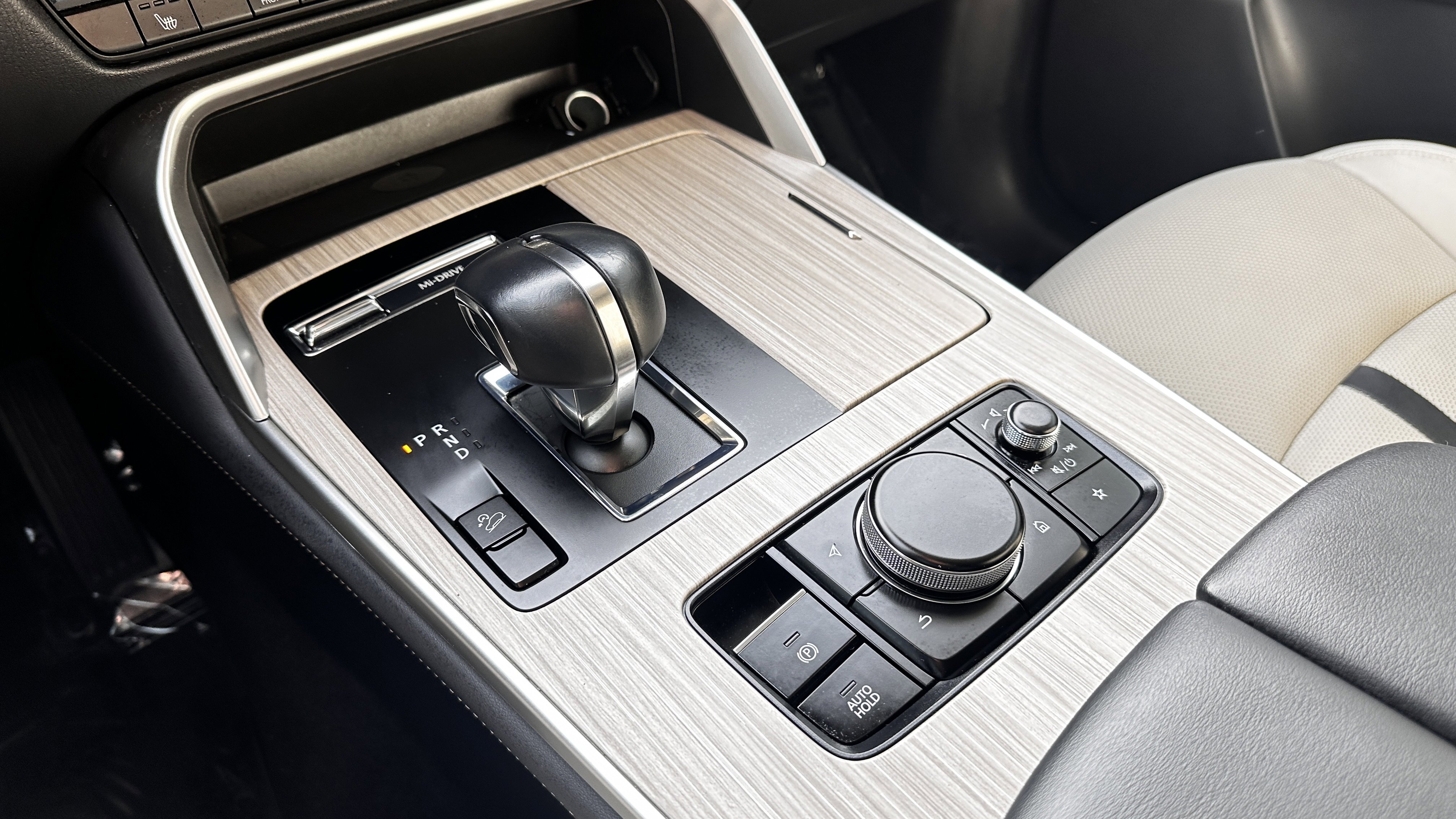 Certified 2024 MAZDA CX-90 3.3 Turbo w/ Premium Package image 8