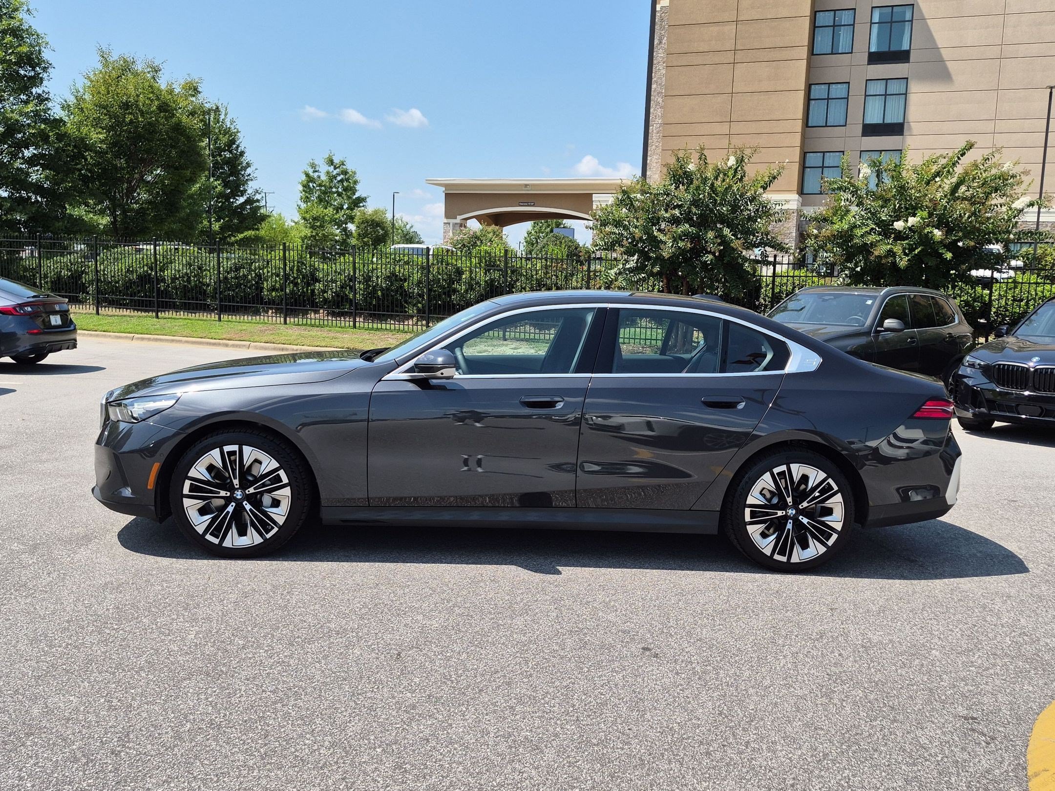 Certified 2024 BMW 530i w/ Premium Package RWD image 6