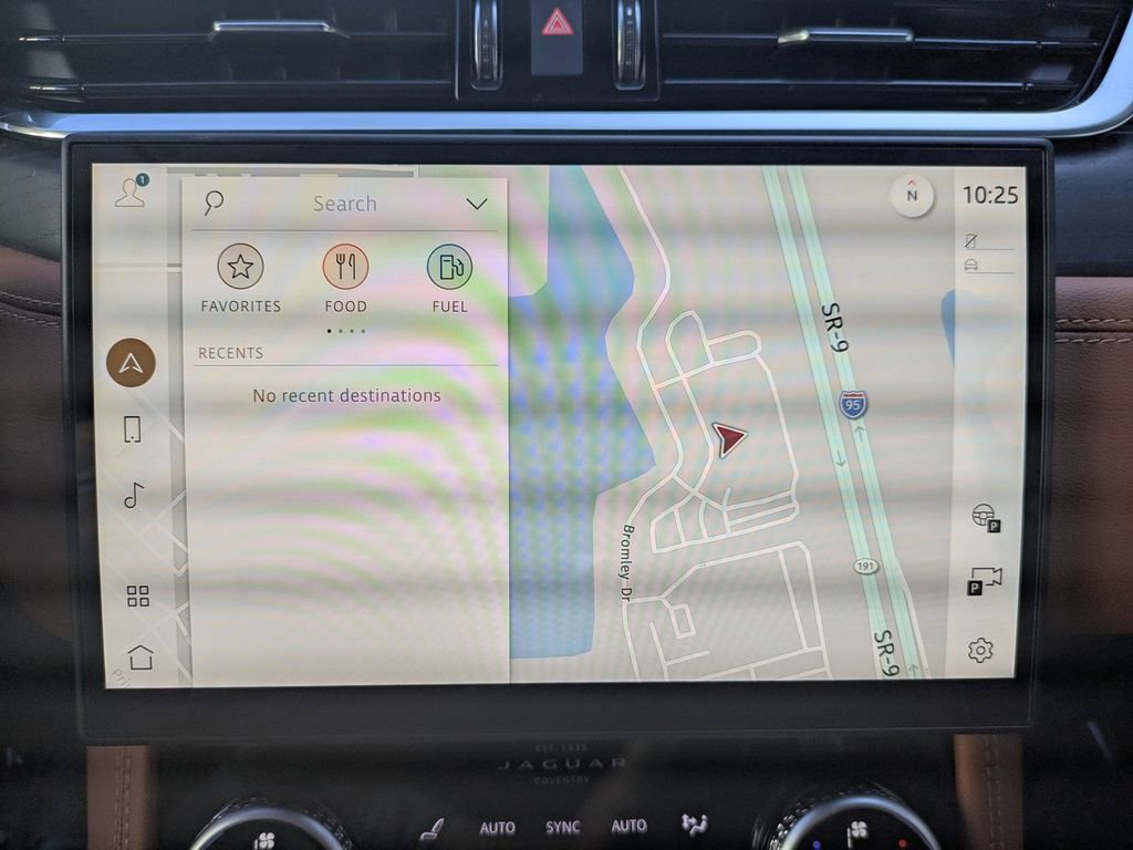 New 2026 Jaguar F-PACE R-Dynamic S image 24