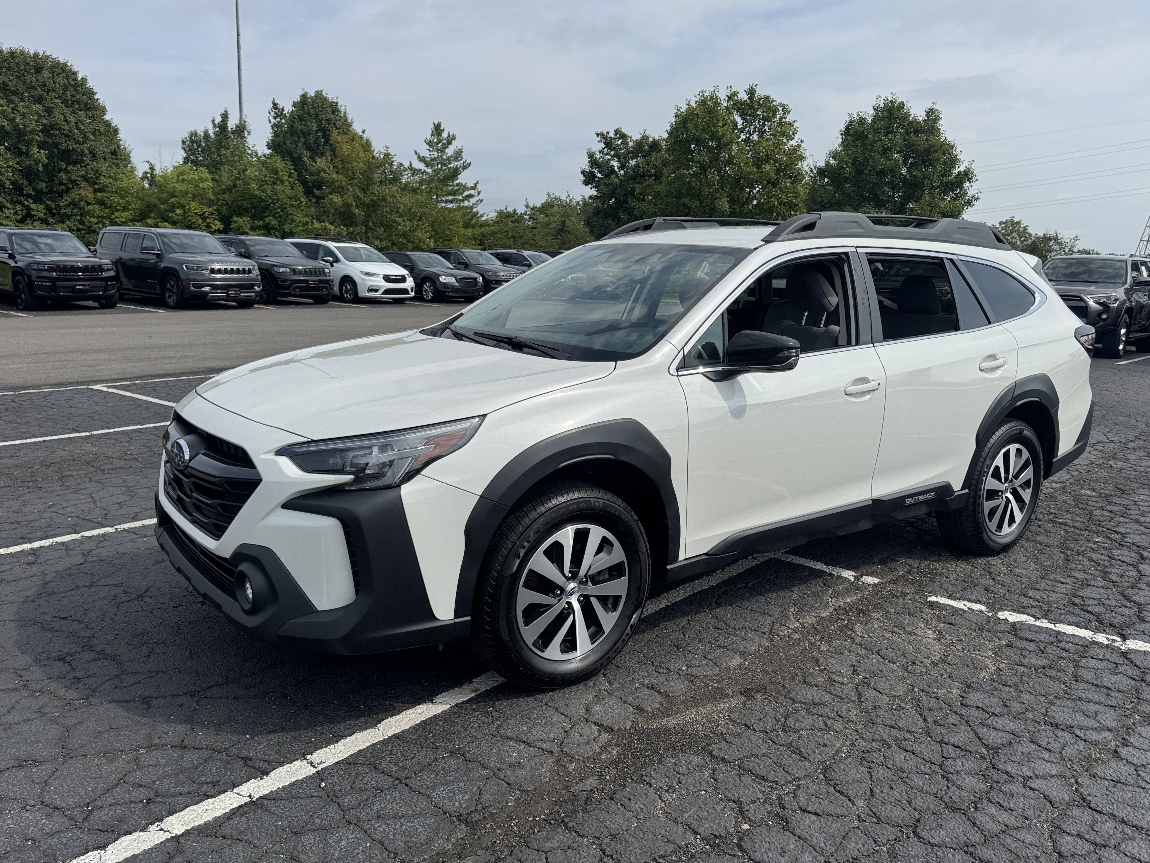 Used 2024 Subaru Outback Premium AWD/4WD image 31