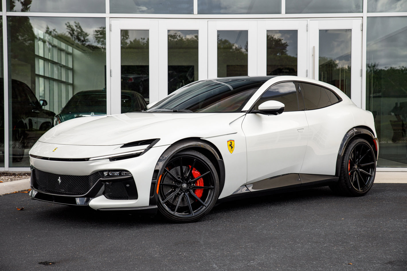 Used 2025 Ferrari Purosangue AWD/4WD image 4
