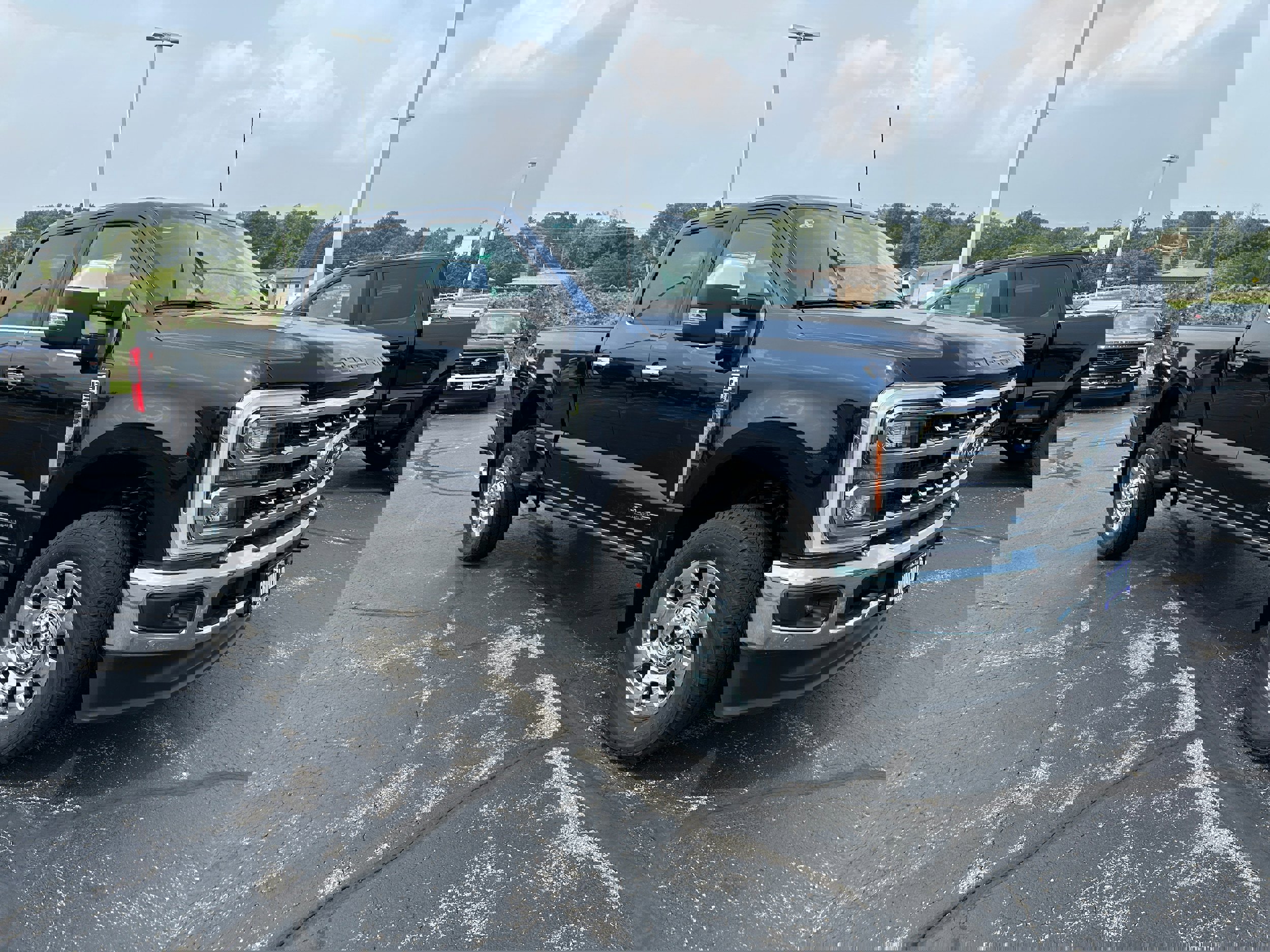 New 2025 Ford F350 Lariat w/ Lariat Ultimate Package image 3