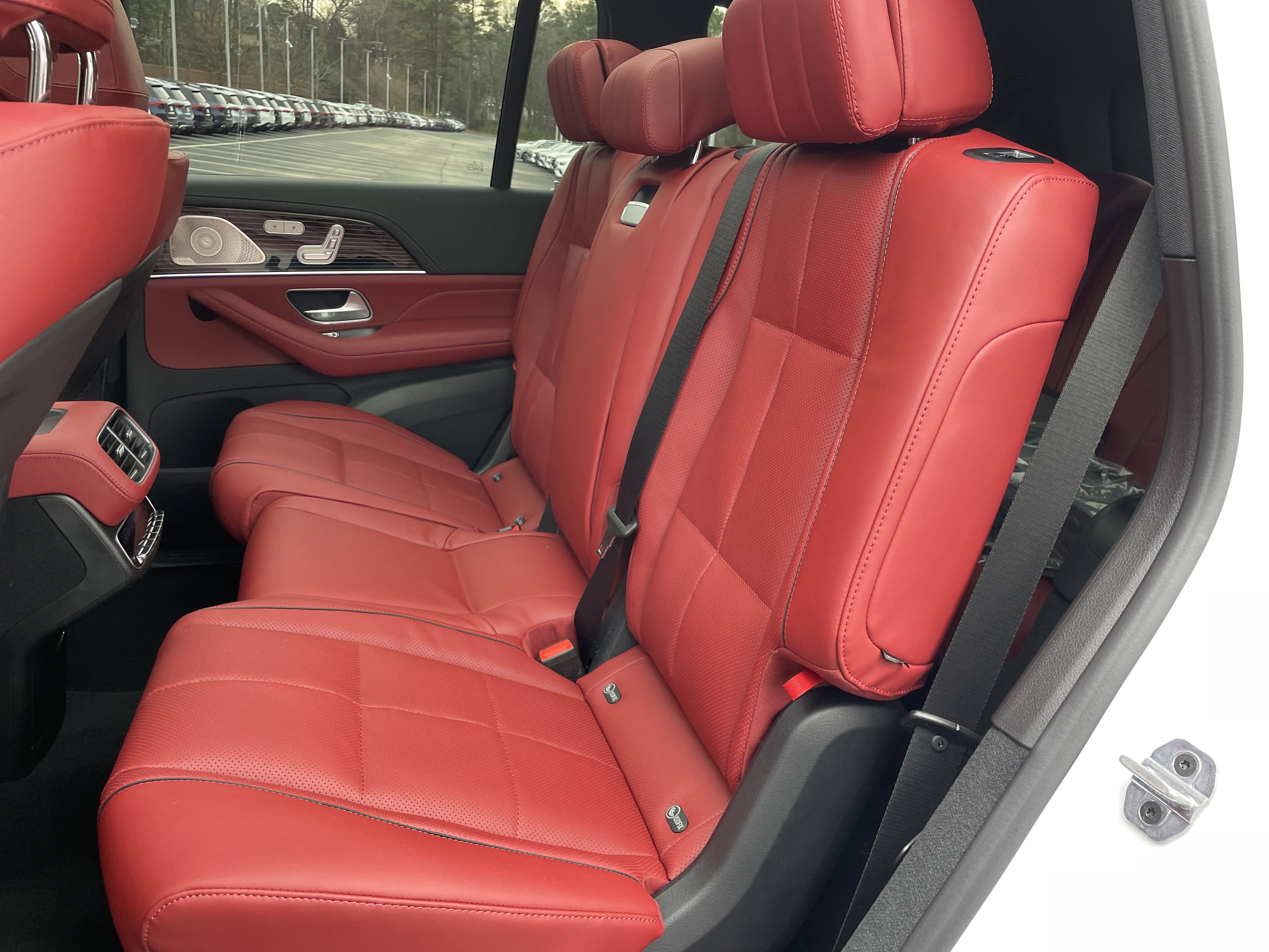 New 2026 Mercedes-Benz GLS 580 4MATIC image 38