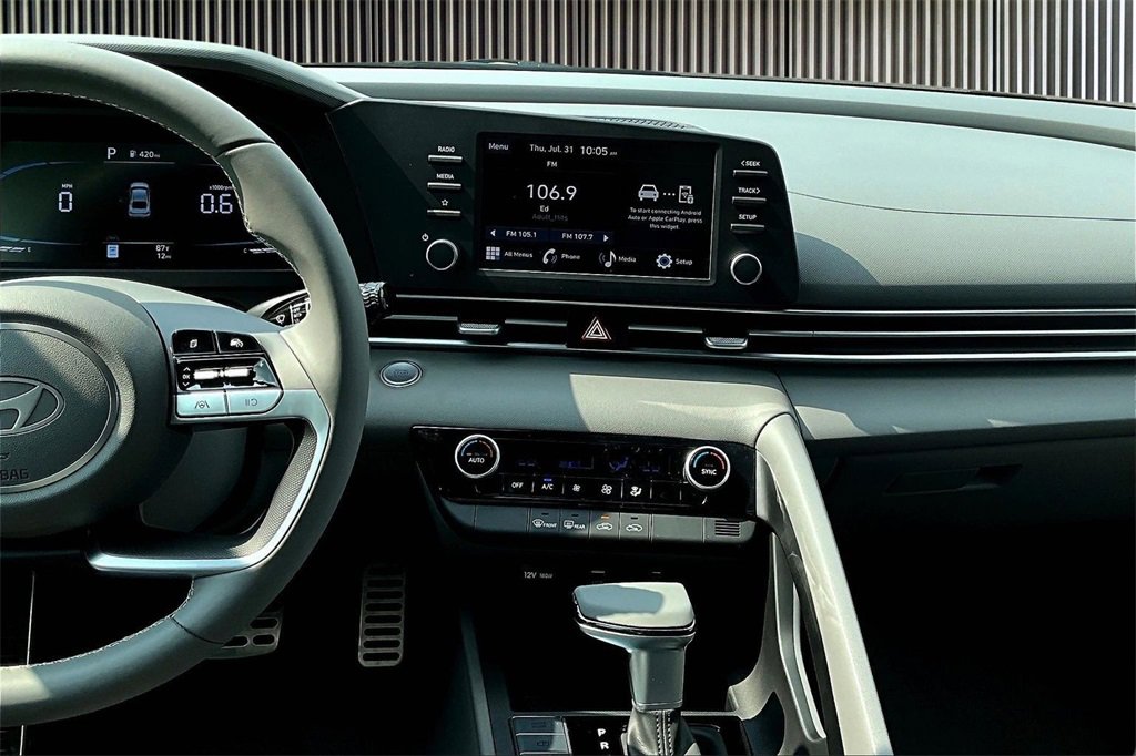 New 2025 Hyundai Elantra Sport image 7