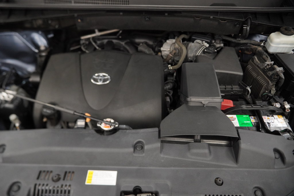 Used 2019 Toyota Highlander XLE AWD/4WD image 45