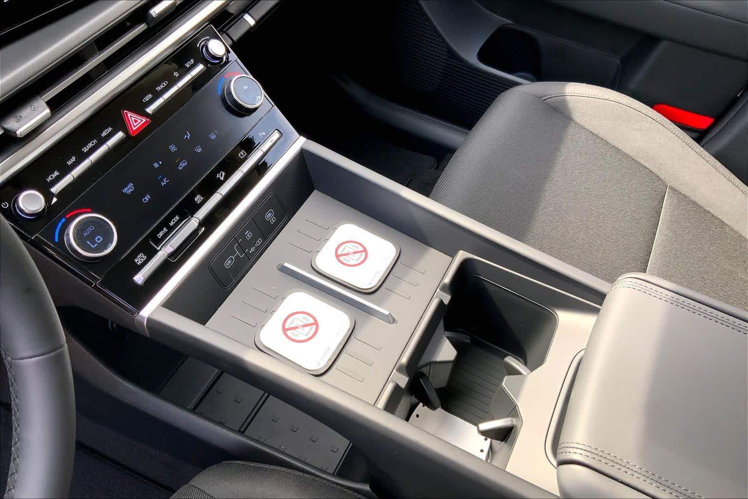 New 2026 Hyundai Santa Fe SE AWD/4WD image 8