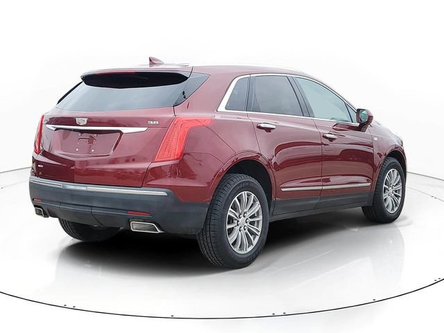Used 2017 Cadillac XT5 Luxury w/ Driver Awareness Package AWD/4WD image 3