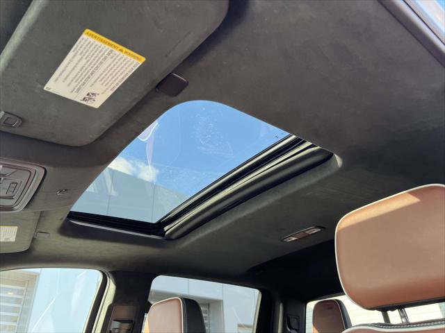 Used 2024 GMC Sierra 3500 Denali Ultimate image 20