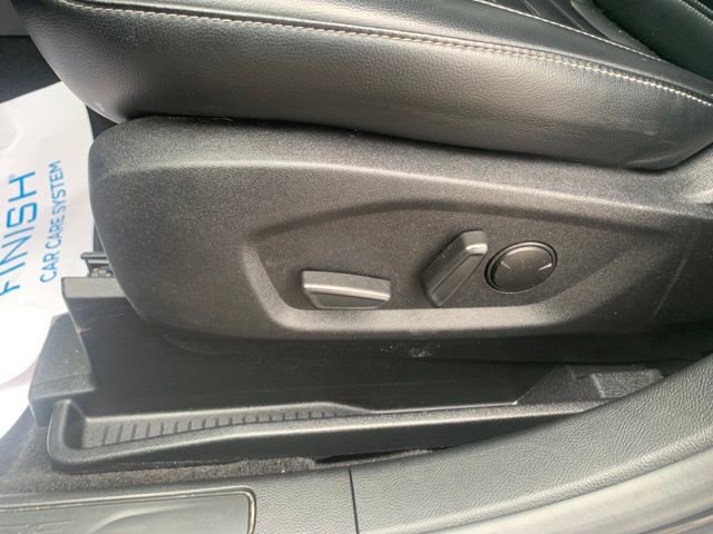 Used 2024 Ford Edge SEL image 12