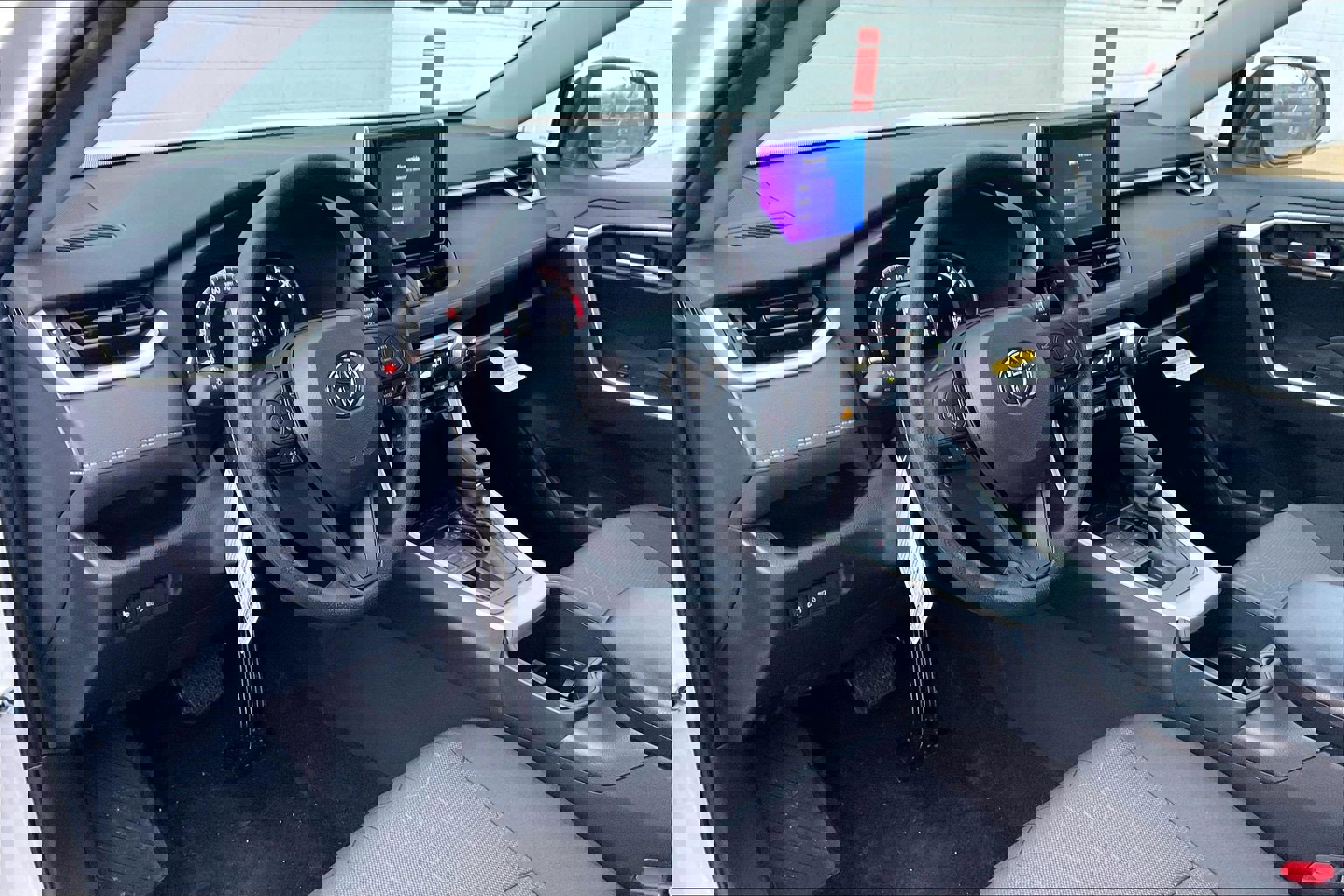 New 2025 Toyota RAV4 XLE image 7