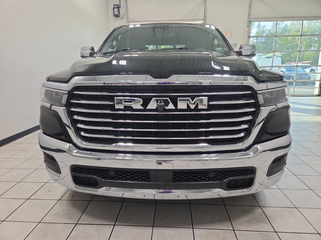 Used 2026 RAM 1500 Laramie AWD/4WD image 7