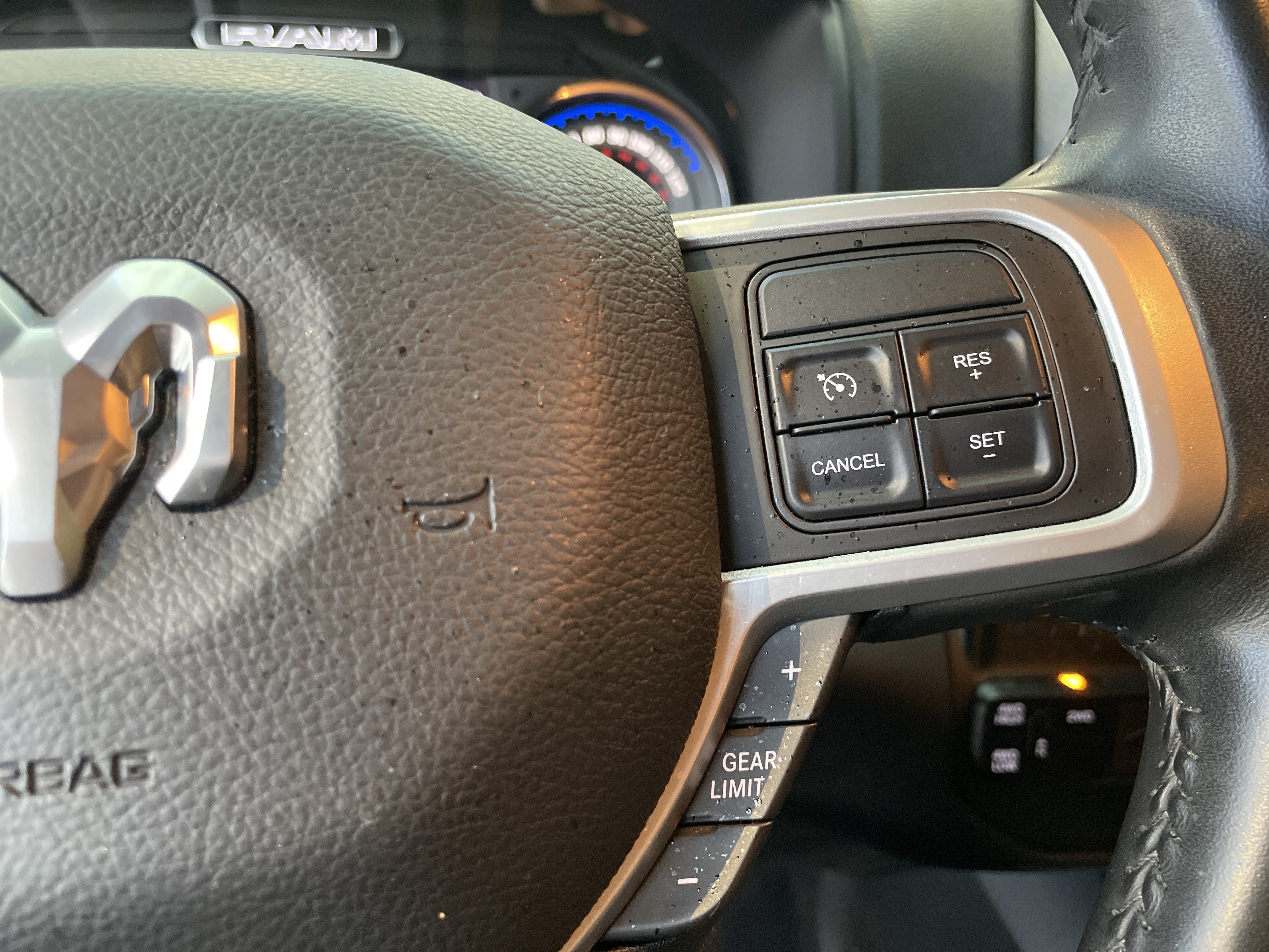 Used 2022 RAM 2500 Big Horn w/ Level C Equiment Group AWD/4WD image 23