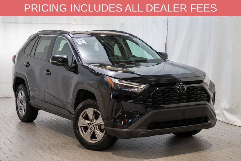 Used 2024 Toyota RAV4 XLE FWD image 1