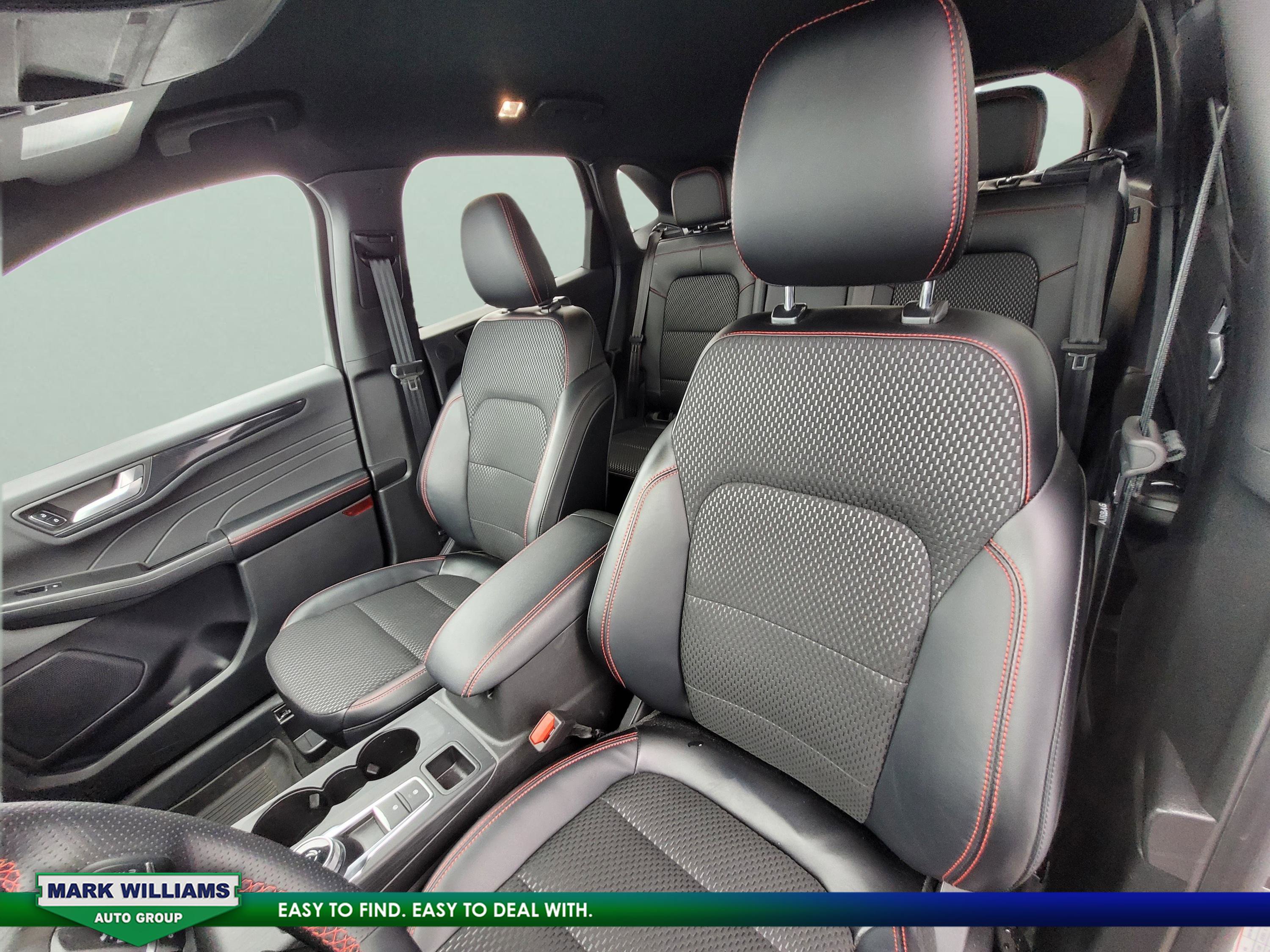 Used 2024 Ford Escape ST-Line Select w/ Tech Pack #2 image 32