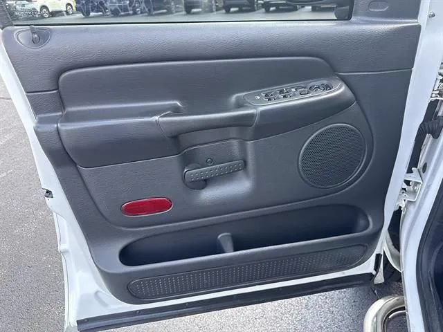 Used 2005 Dodge Ram 1500 Truck SLT AWD/4WD image 8
