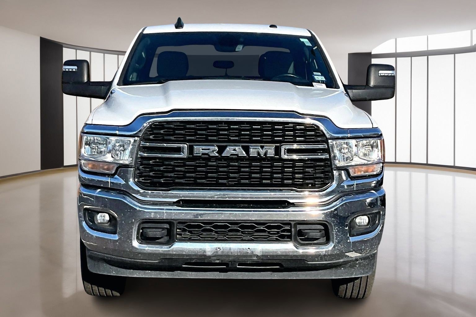 Used 2024 RAM 3500 Big Horn image 2