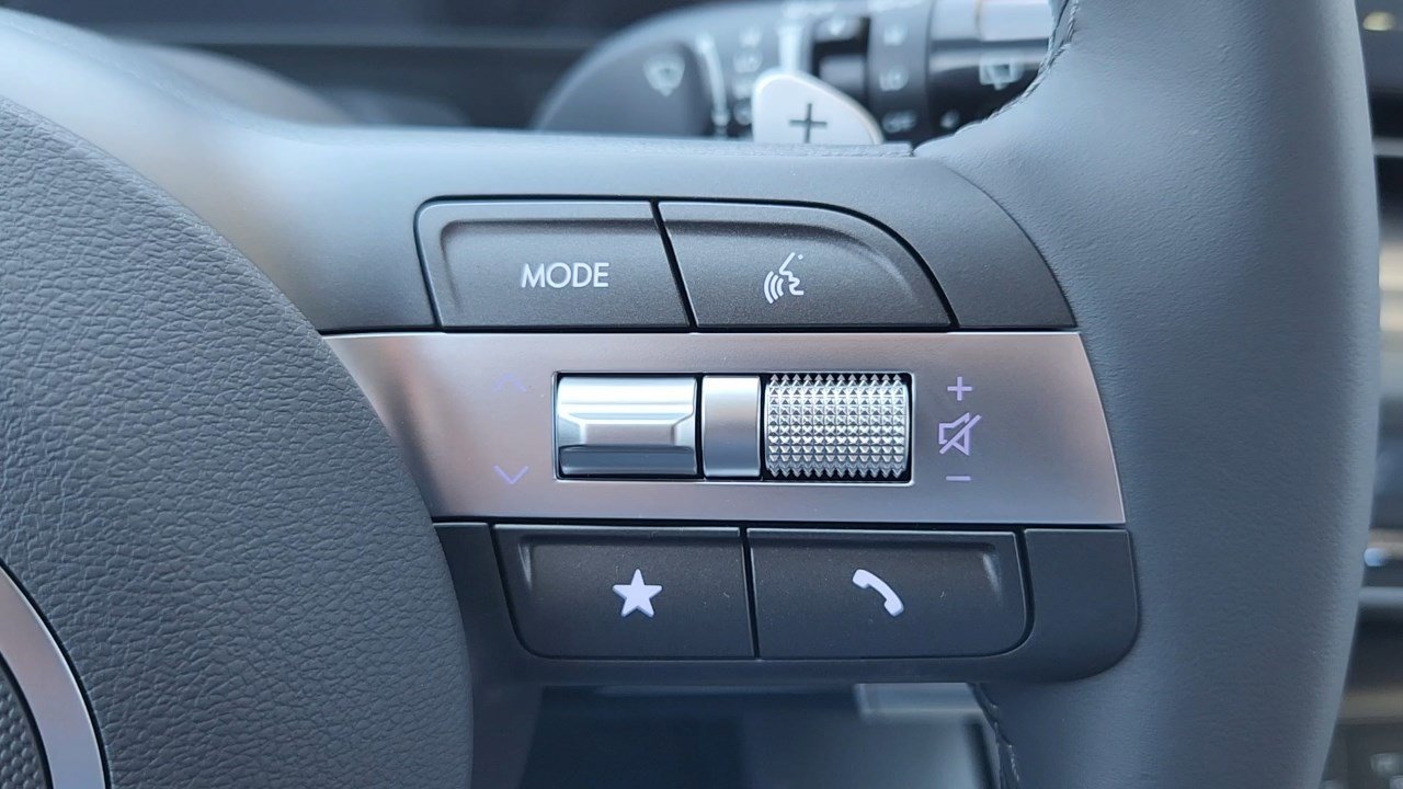 New 2026 Hyundai Kona SEL Premium image 12