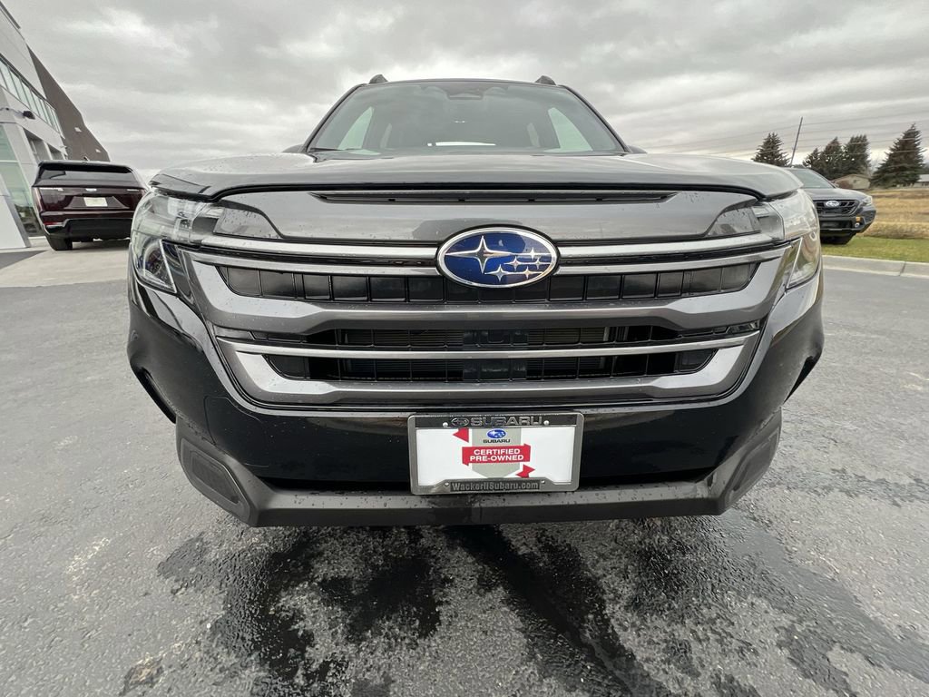 Used 2025 Subaru Forester Limited image 32