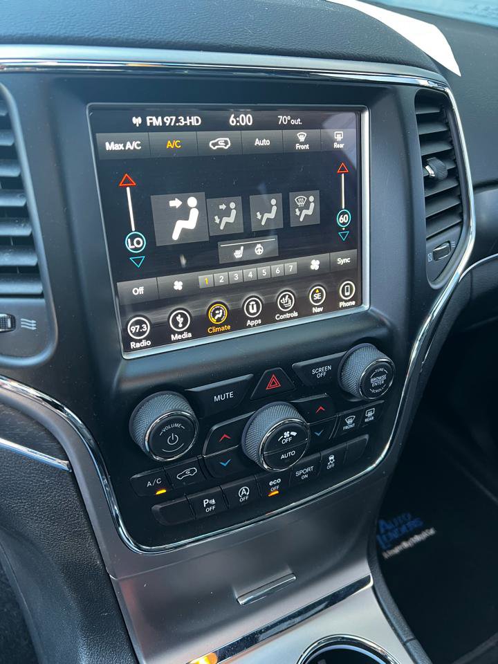 Used 2018 Jeep Grand Cherokee Limited AWD/4WD image 22