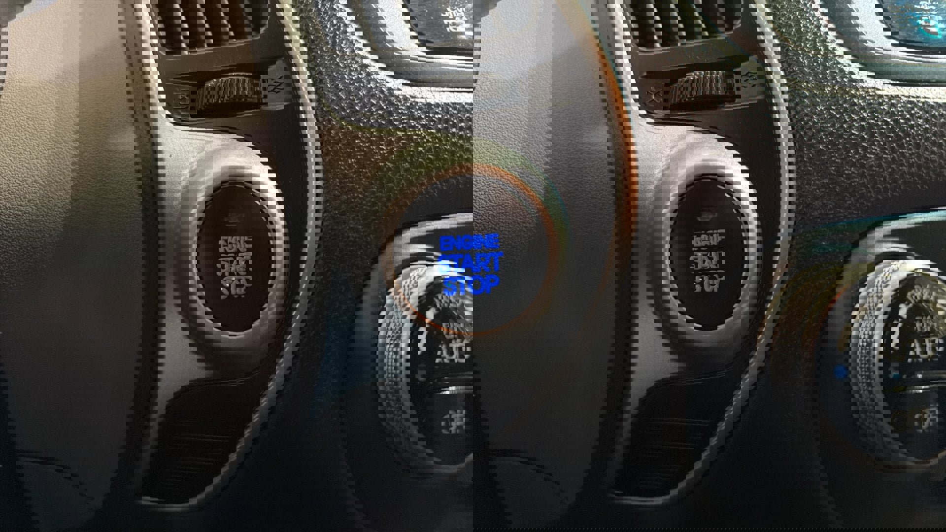 Used 2013 Hyundai Tucson Limited w/ Premium Pkg image 24