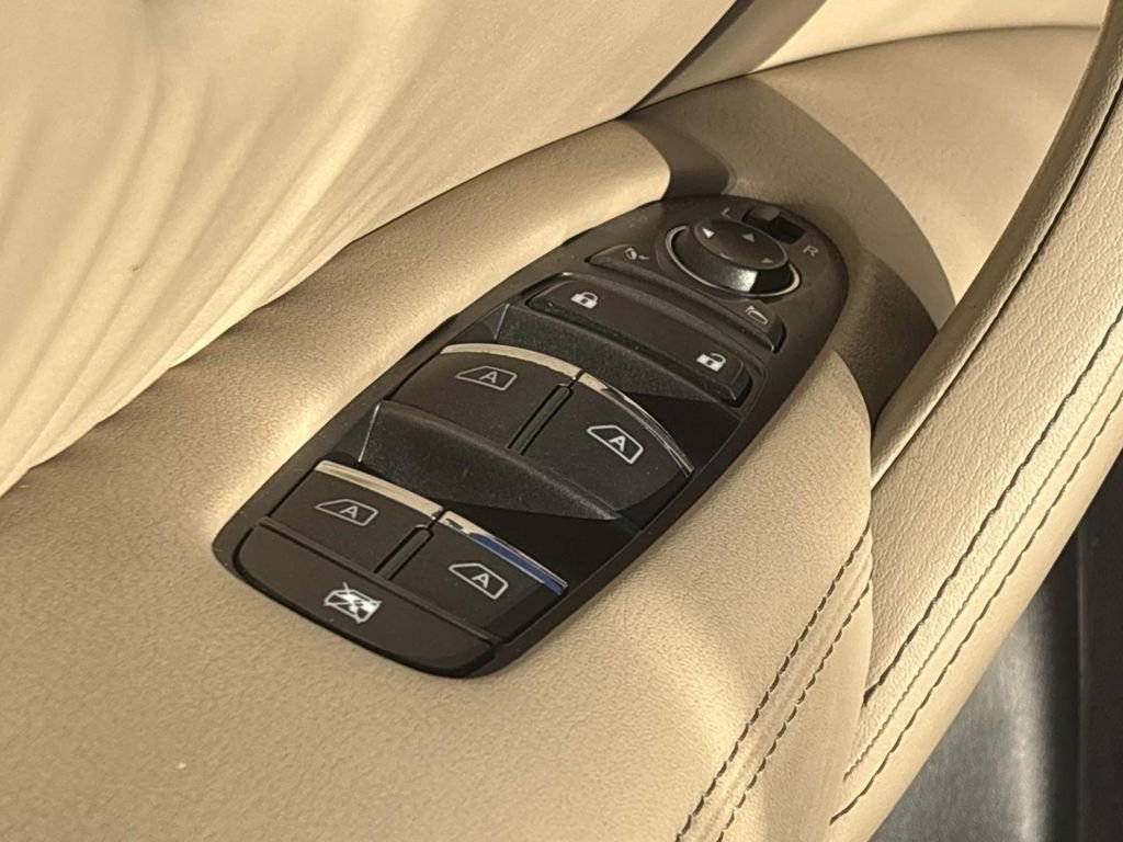 Used 2023 Nissan Armada Platinum w/ Captain's Chairs Package image 27