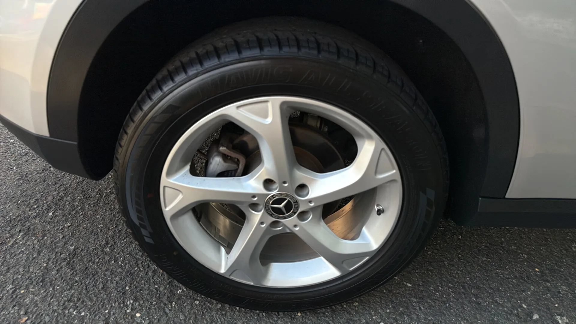 Used 2018 Mercedes-Benz GLA 250 4MATIC image 11