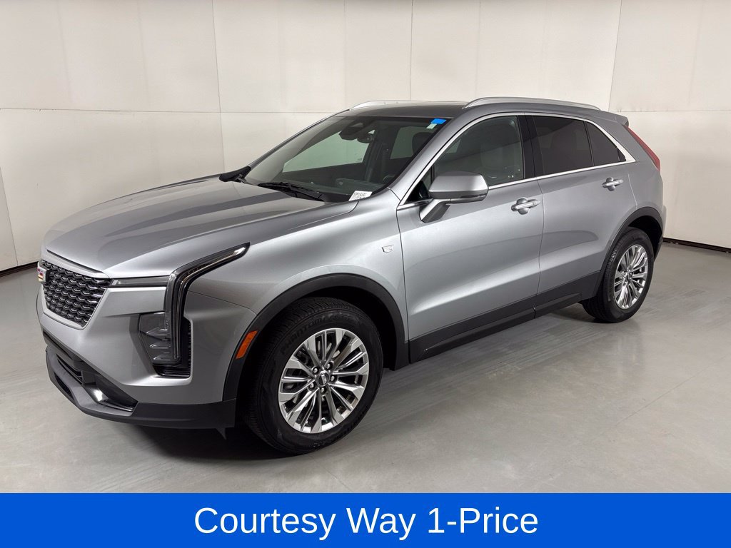 Used 2024 Cadillac XT4 Premium Luxury FWD image 5