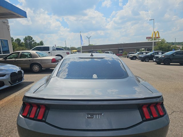 Used 2024 Ford Mustang GT Premium RWD image 4