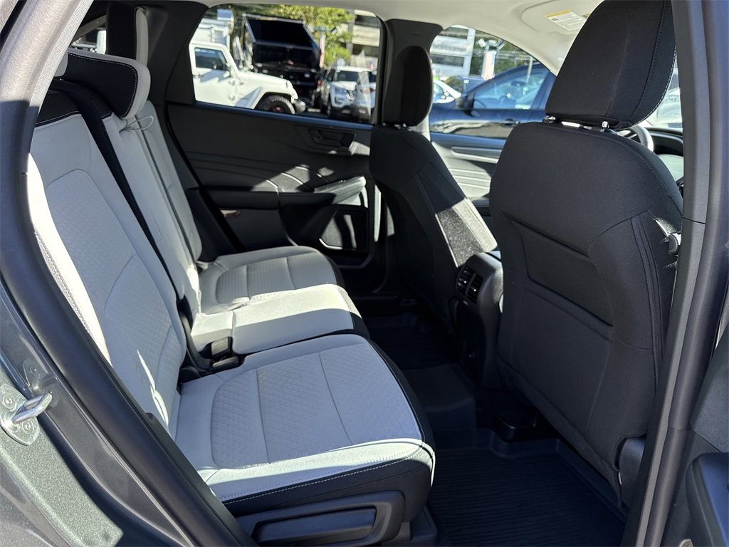 Used 2025 Ford Escape Active w/ Cold Weather Package image 39