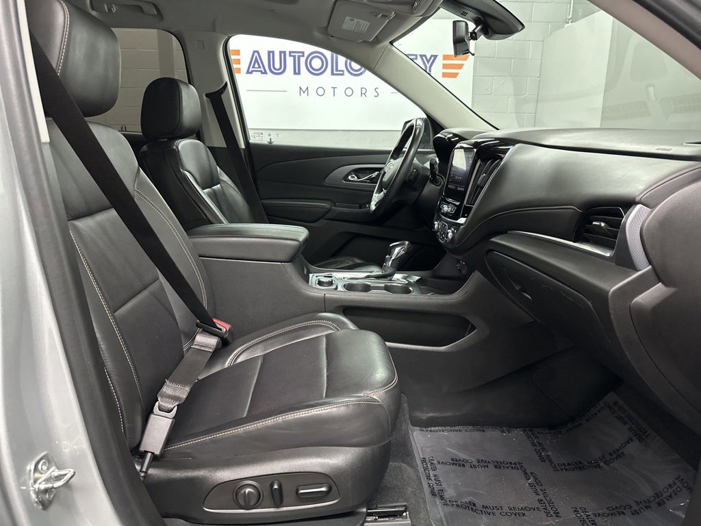 Used 2021 Chevrolet Traverse Premier w/ Redline Edition image 21