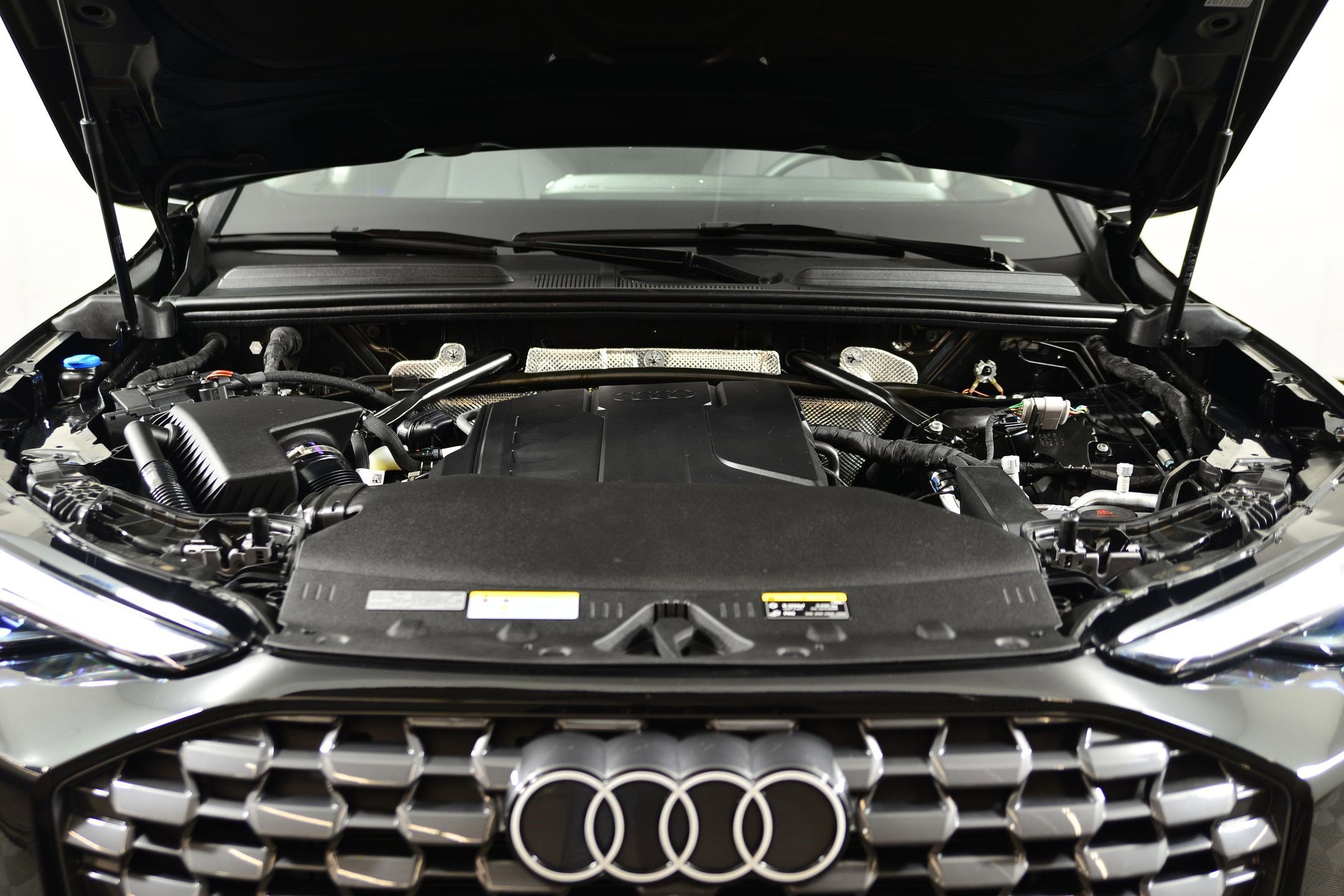 Certified 2025 Audi Q5 Premium Plus w/ Premium Plus image 16