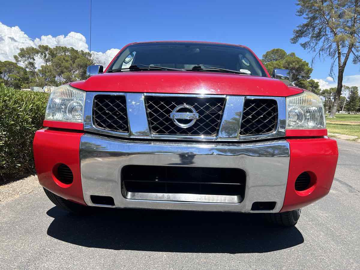 Used 2005 Nissan Titan SE image 7