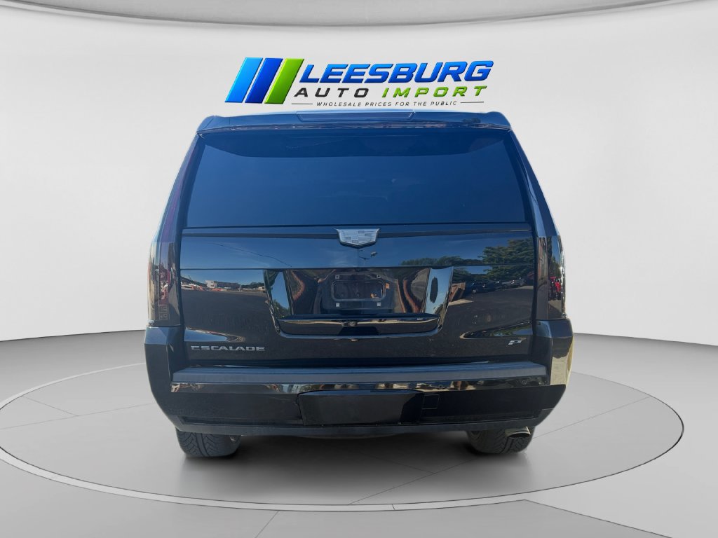 Used 2015 Cadillac Escalade Platinum AWD/4WD image 4