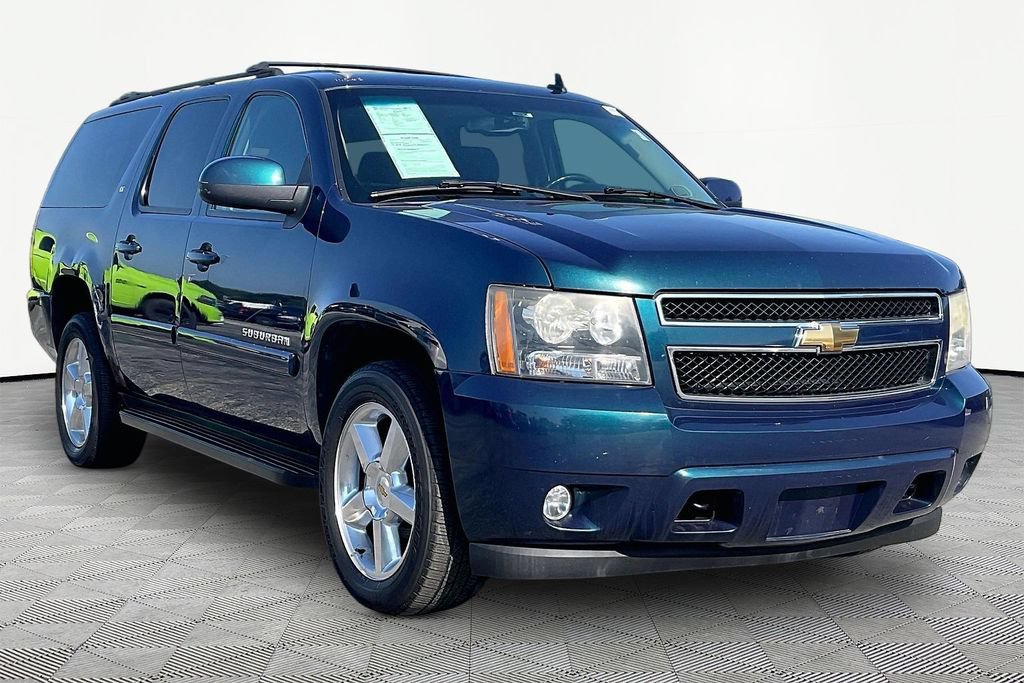 Used 2007 Chevrolet Suburban LT AWD/4WD image 3
