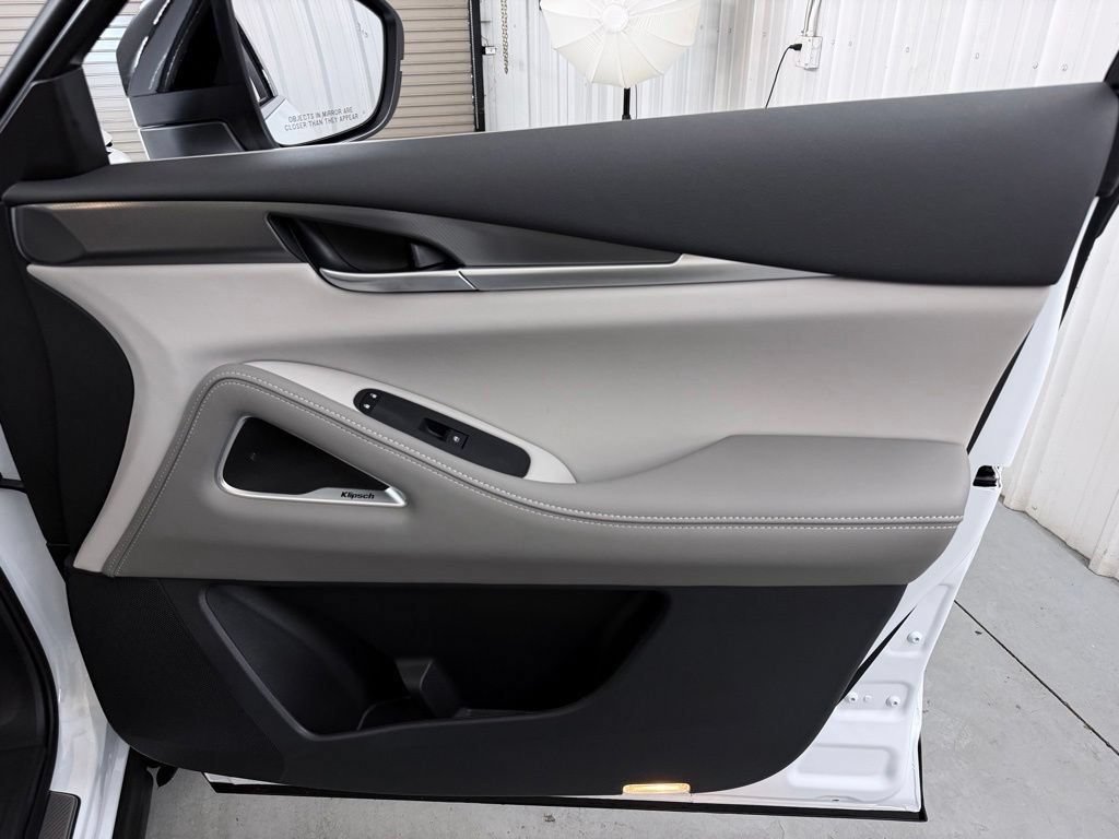 New 2027 INFINITI QX60 Luxe FWD image 42