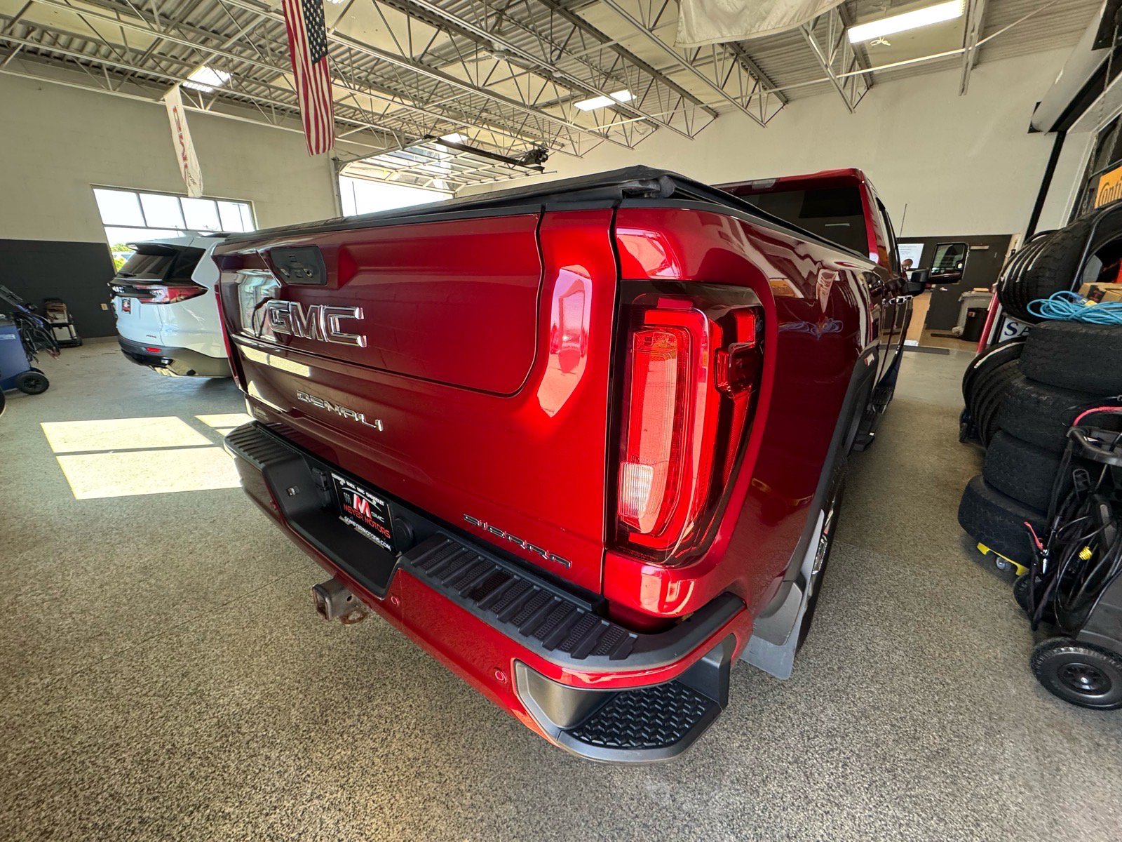 Used 2022 GMC Sierra 2500 Denali w/ Denali Ultimate Package AWD/4WD image 5