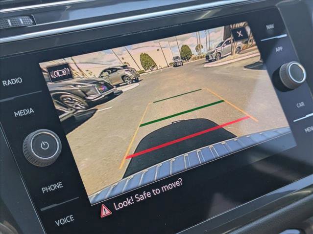 Used 2022 Volkswagen Tiguan SEL R-Line image 13